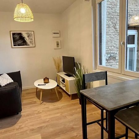 Appartement Cosy Plein Centre Douai Esterno foto