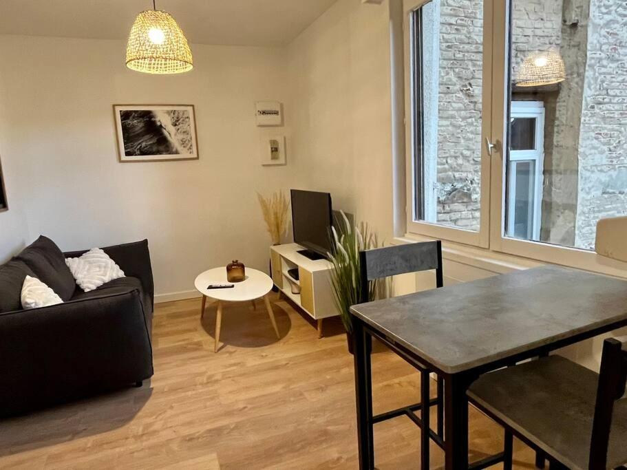 Appartement Cosy Plein Centre Douai Esterno foto